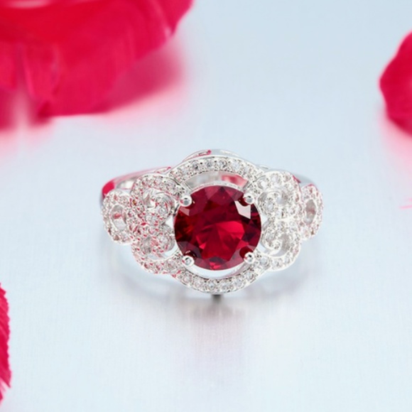 Wine Red Cubic Zircon Crystal Sterling Silver Ring - Picture 3 of 5